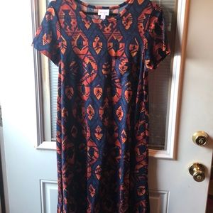 Small LuLaRoe Carly